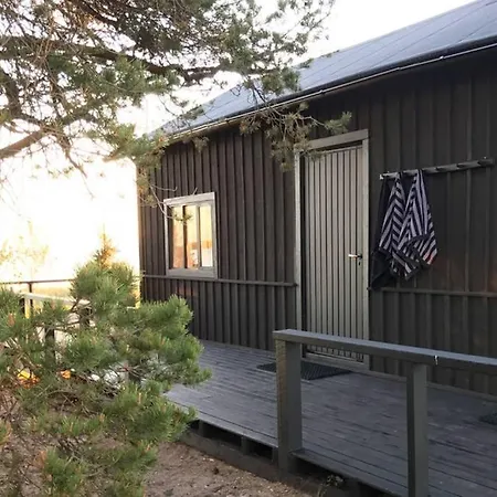 H A R R B A D A - Kaksi Moekkiae Merenrannalla Kokkola (Karleby)